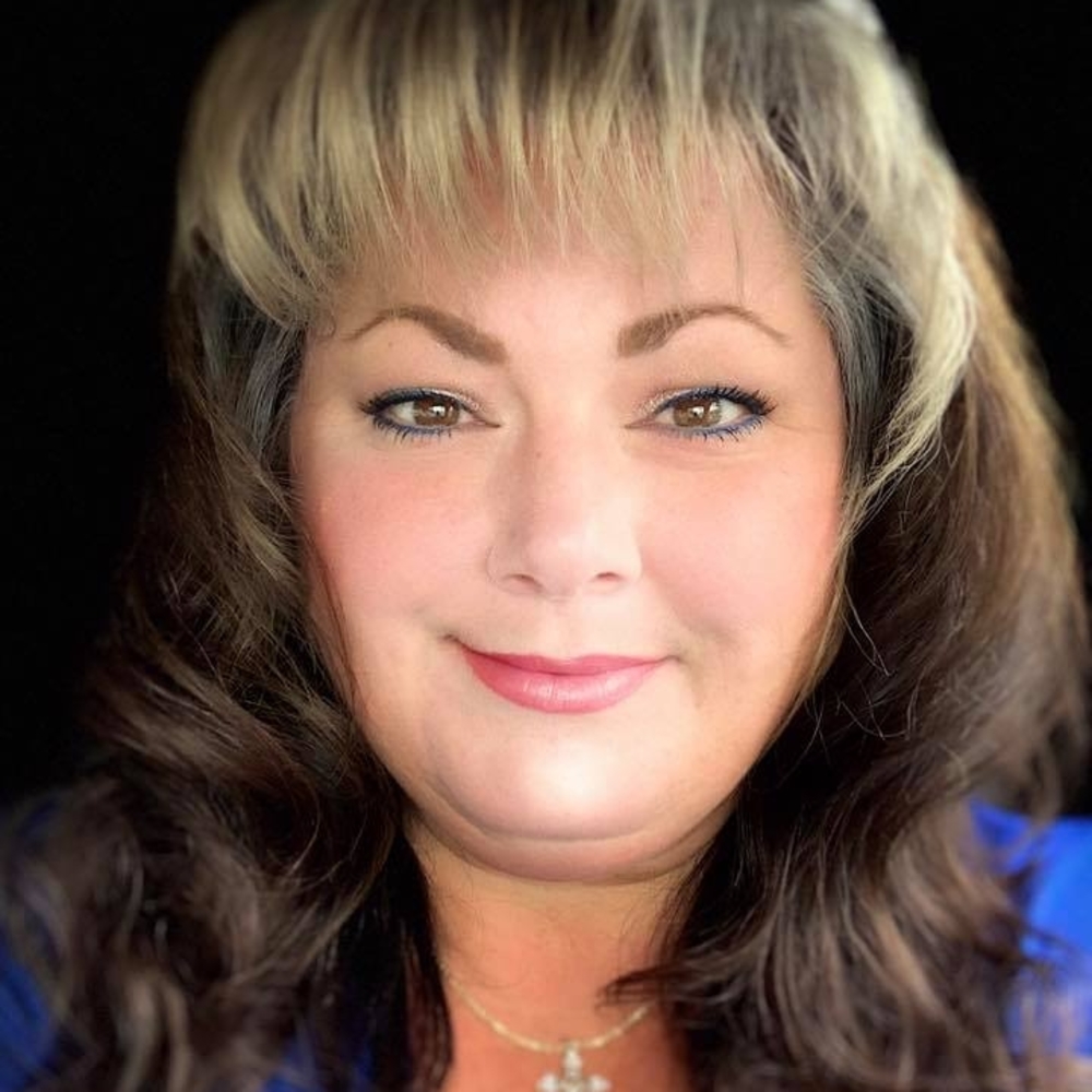 Meet your Posher, Gina